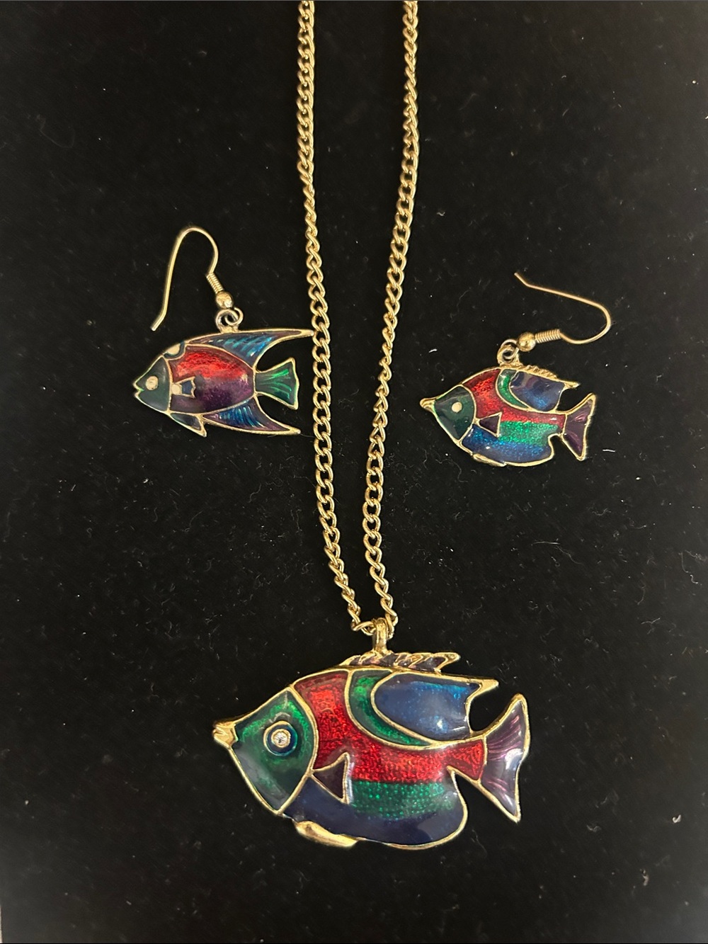 Gold-Tone Vintage Cloisonné Multicolor Fish Pendant Necklace and Earrings Set